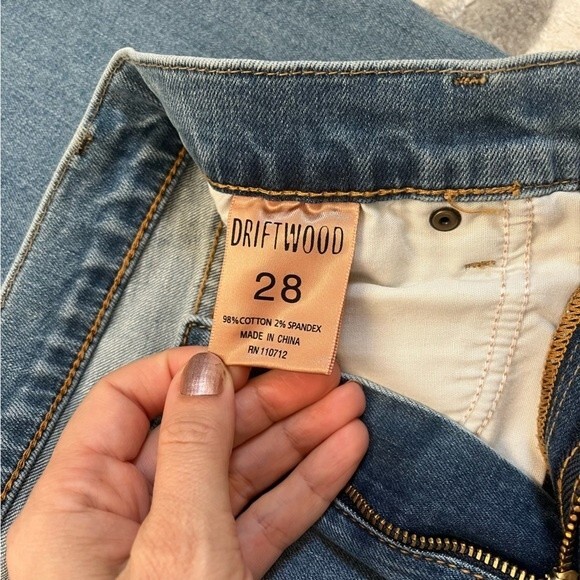 Driftwood Colette Embroidered Released Hem Jeans 28 - Picture 8 of 11